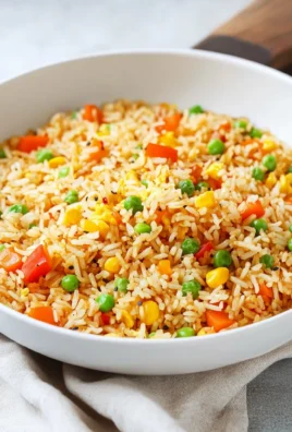 Gebratener Reis mit Ei und Gemüse (asiatisch & vegetarisch)