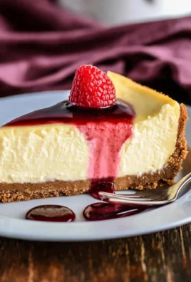 Weltbester Käsekuchen mit Keksboden - cremig & schnell